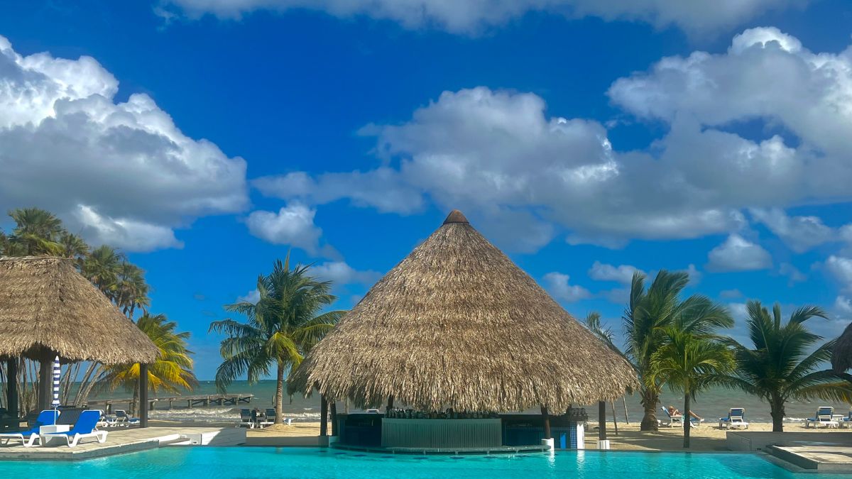 resort pool in belize