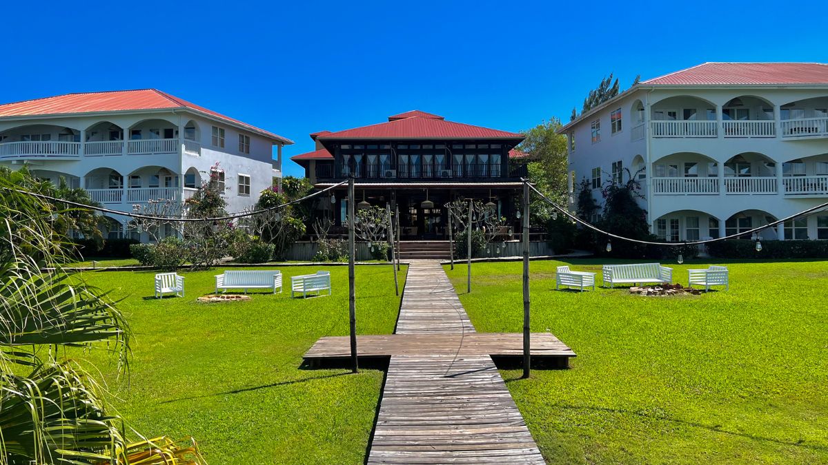 resort in belize