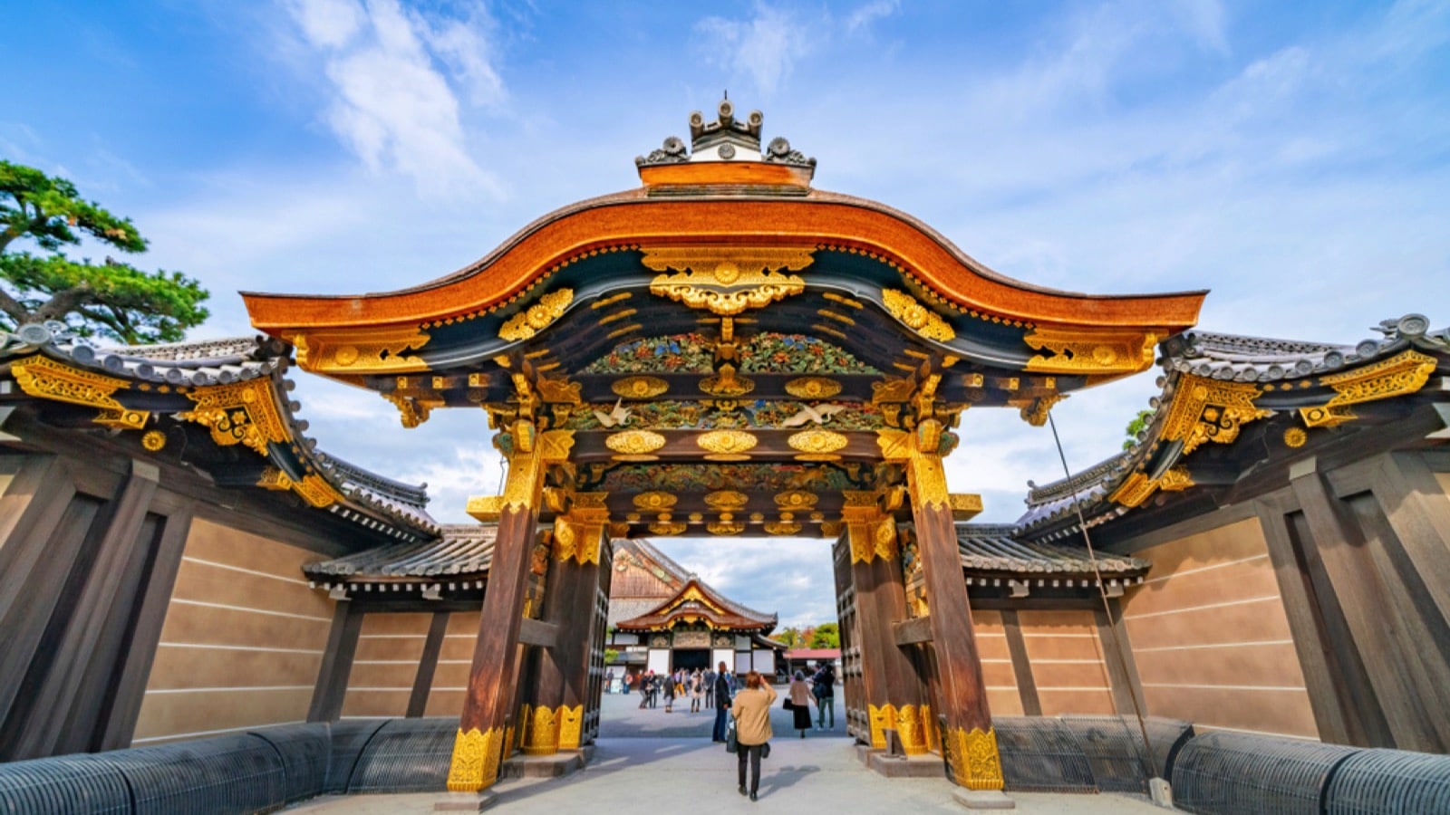 entrance to Kyoto Imperial Palace Gardens