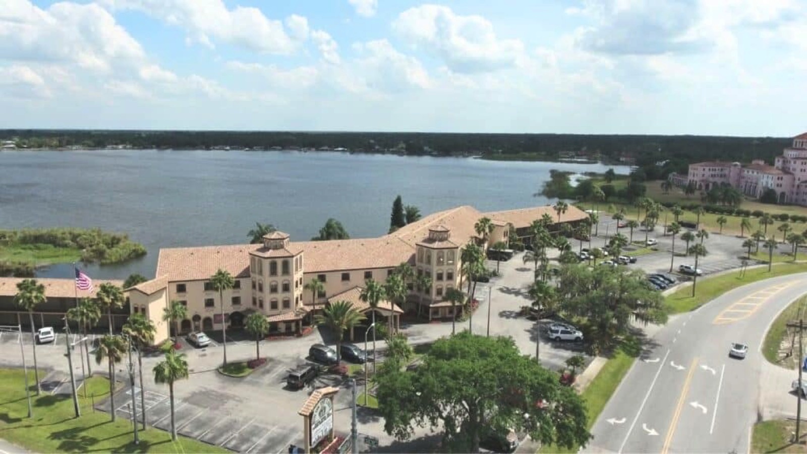 aerial view of Sebring, FL