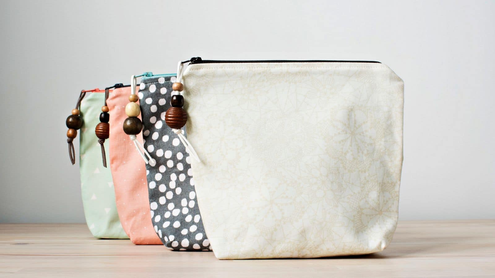 Beige-boho-girl-makeup-bag