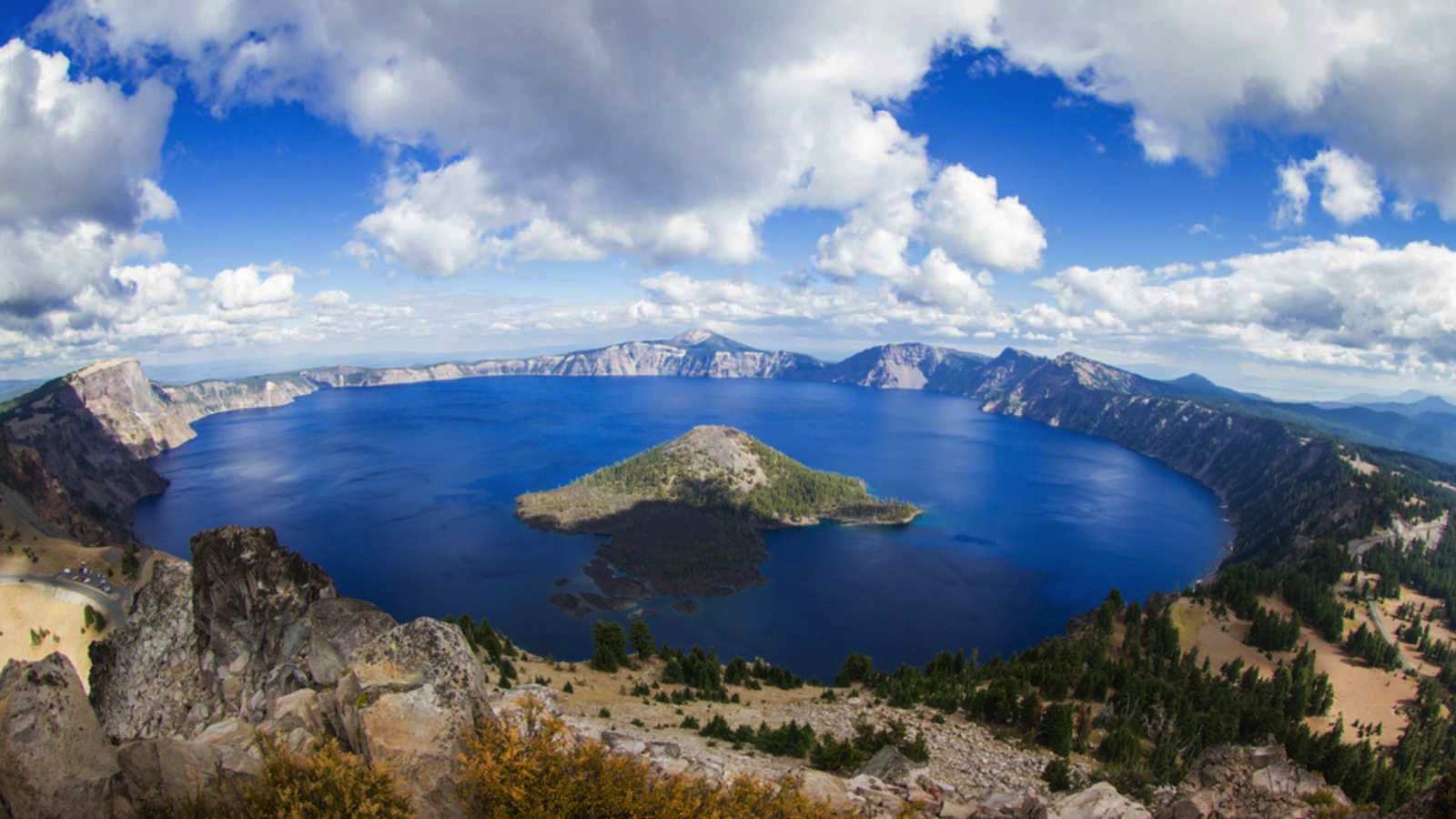 Crater-Lake-Oregon