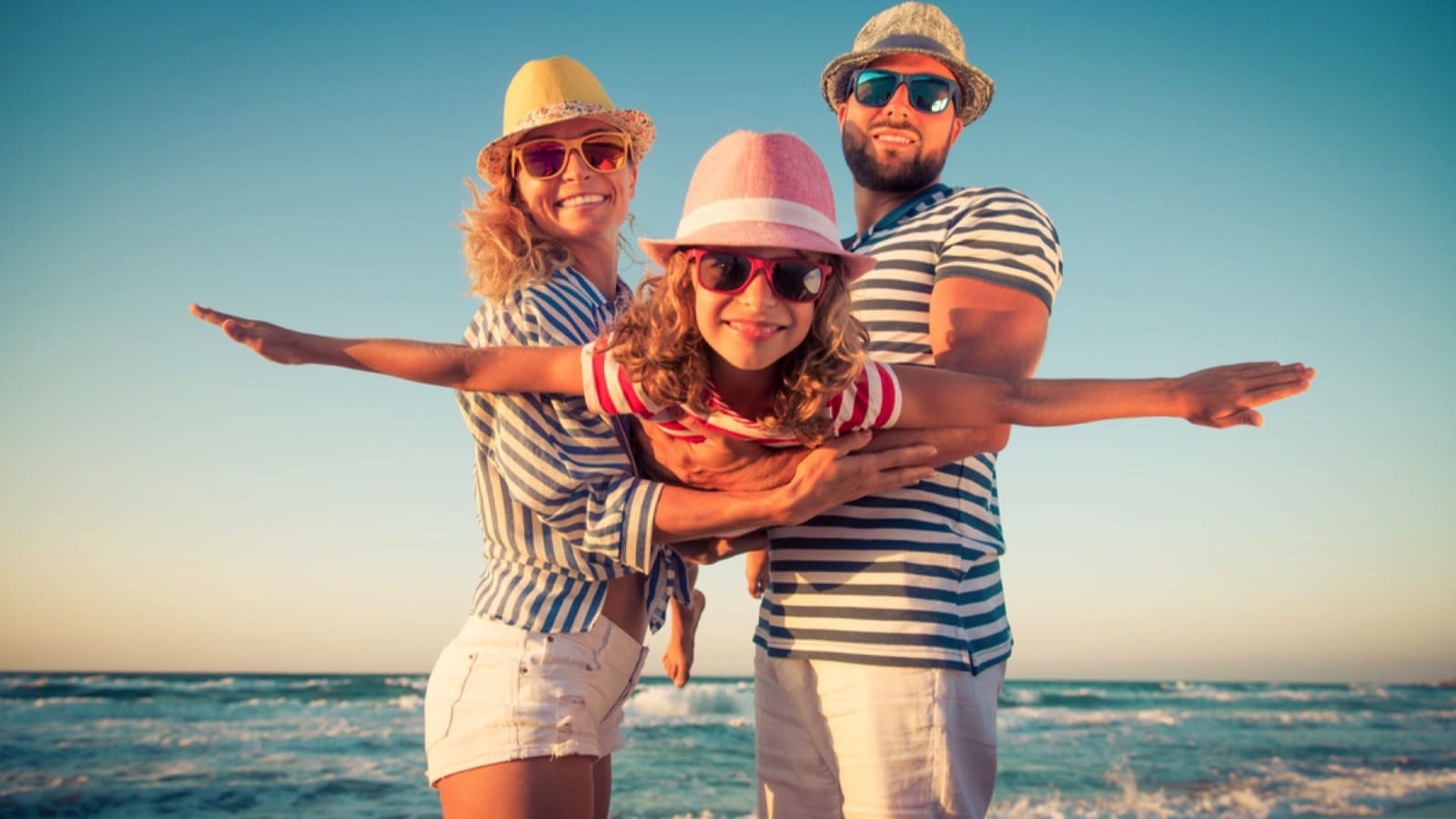 Happy-family-on-beach