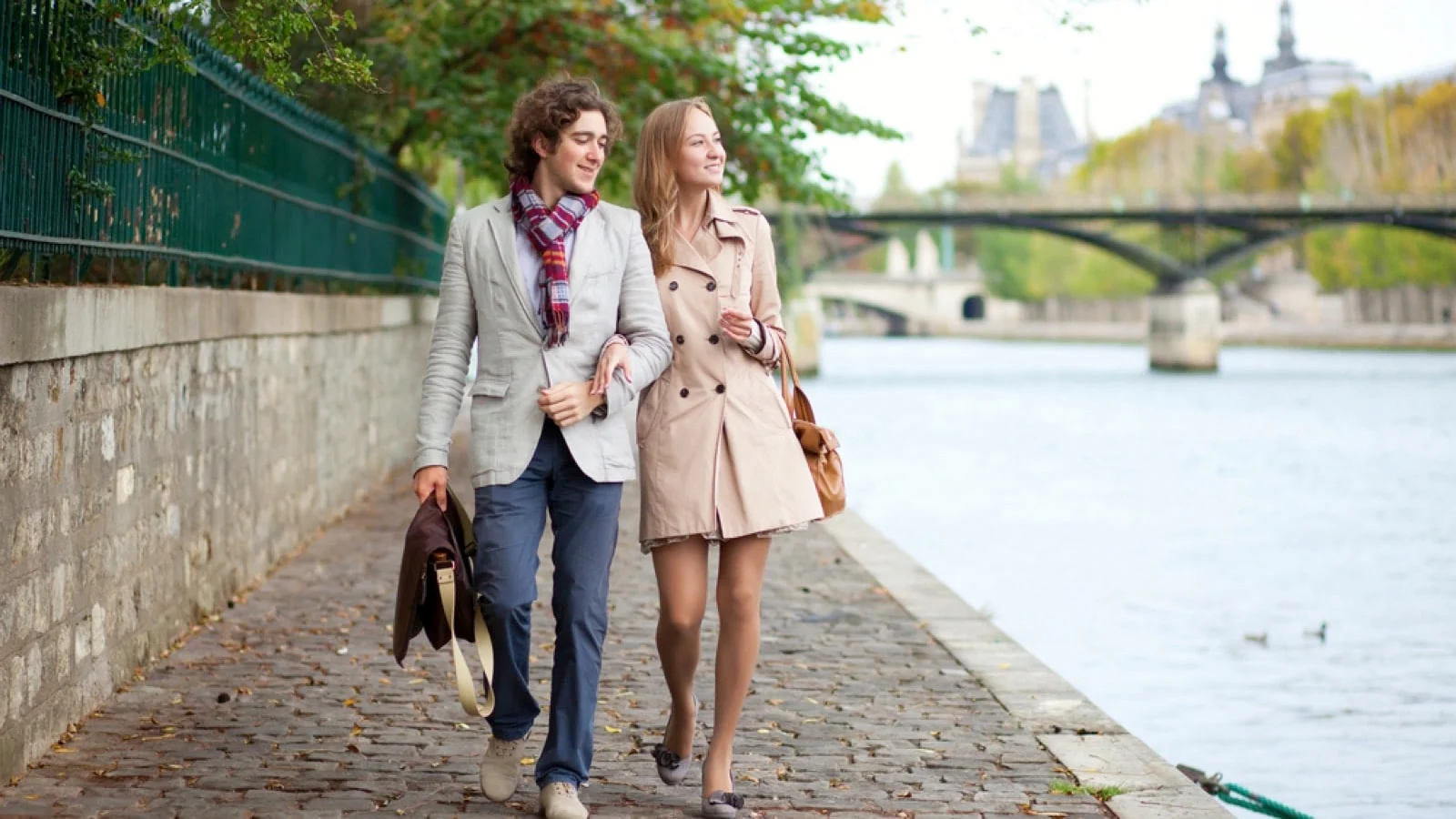 Romantic couple in Paris at the embankment