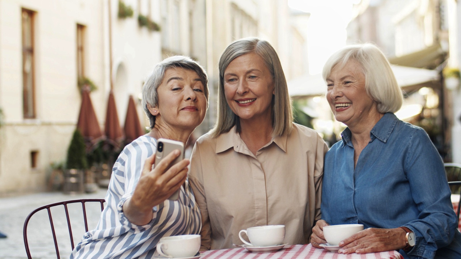 Senior woman in cafe