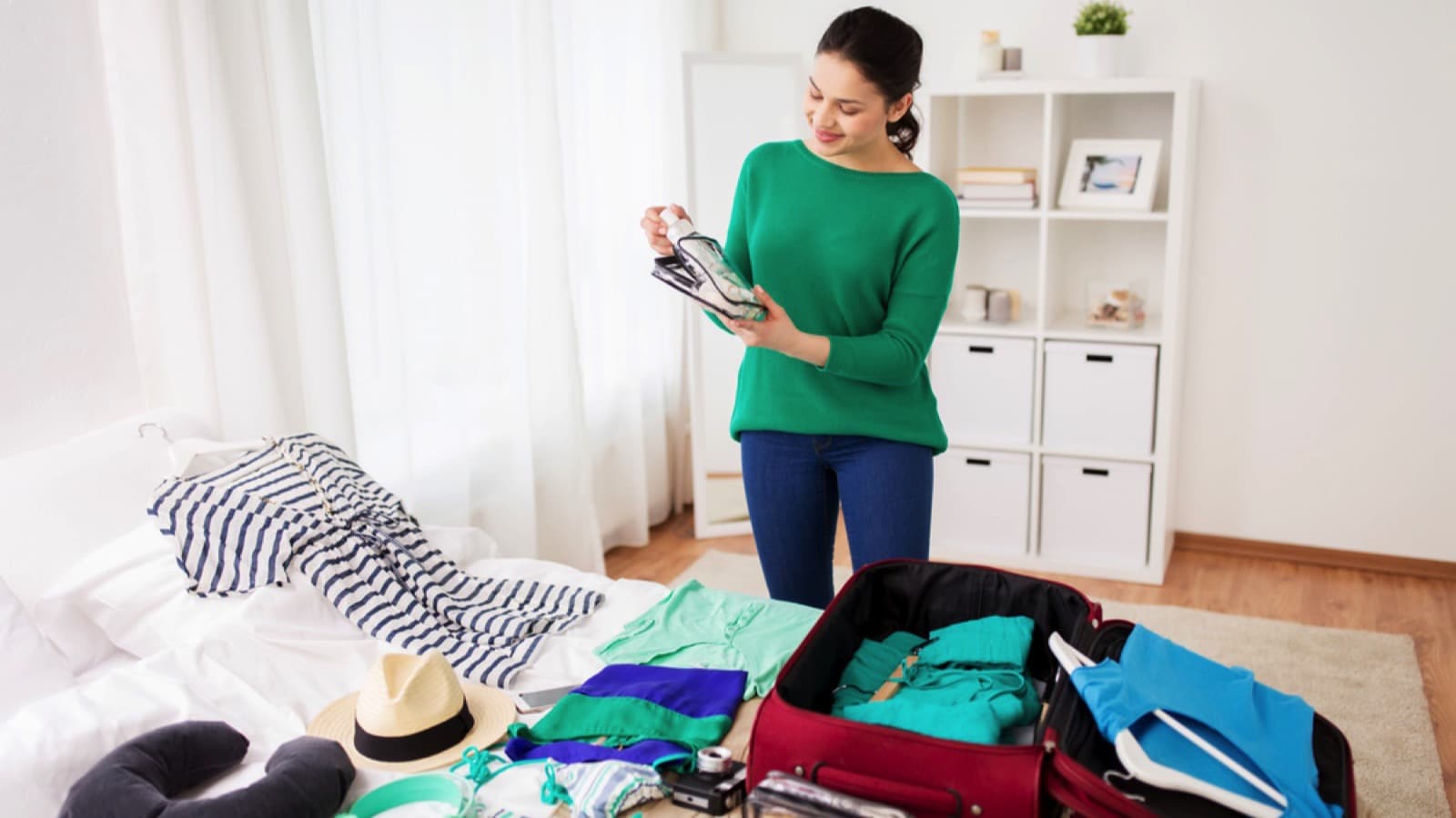 Woman-packing-dress