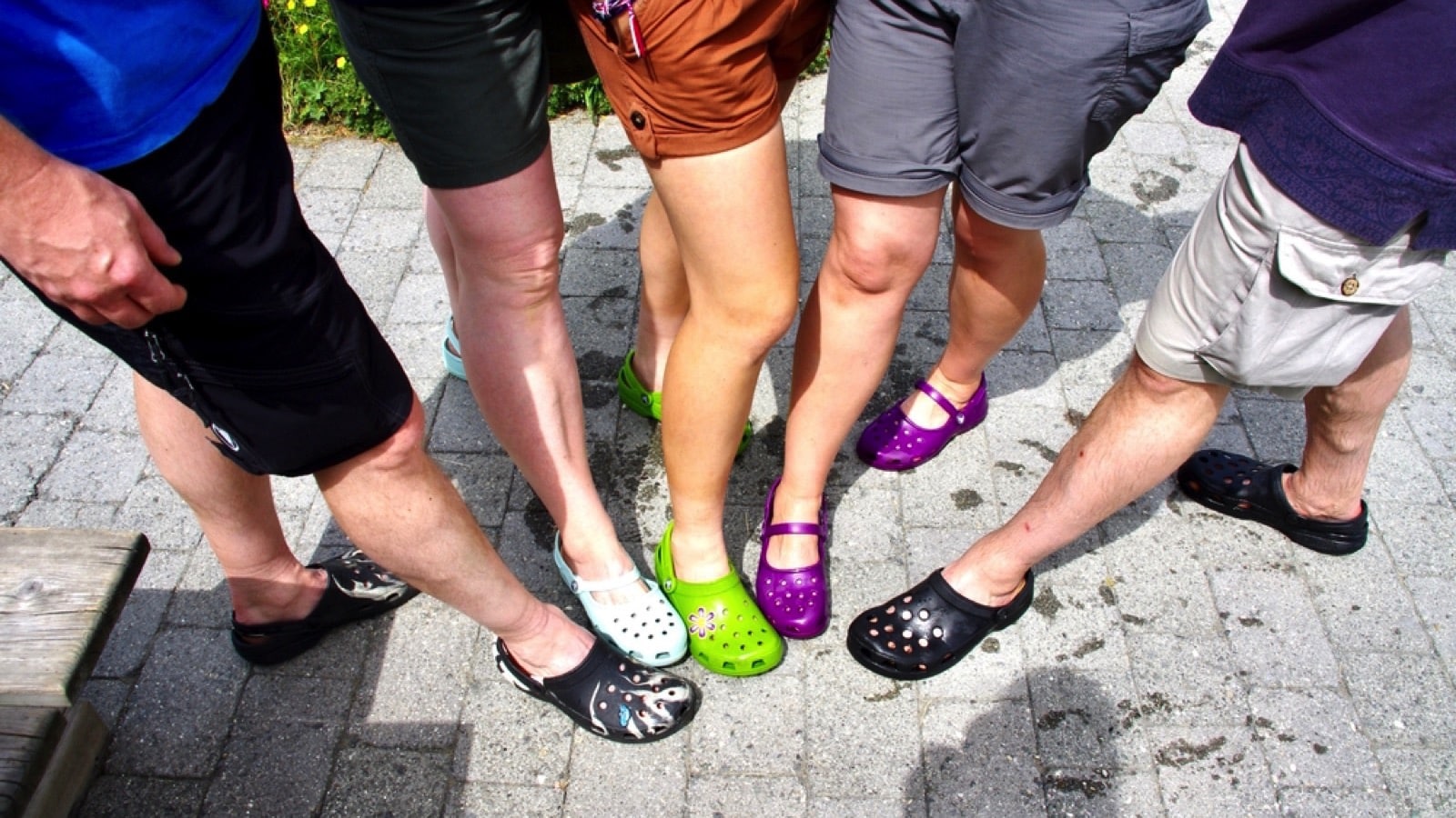 Group-of-men-wearing-Crocs