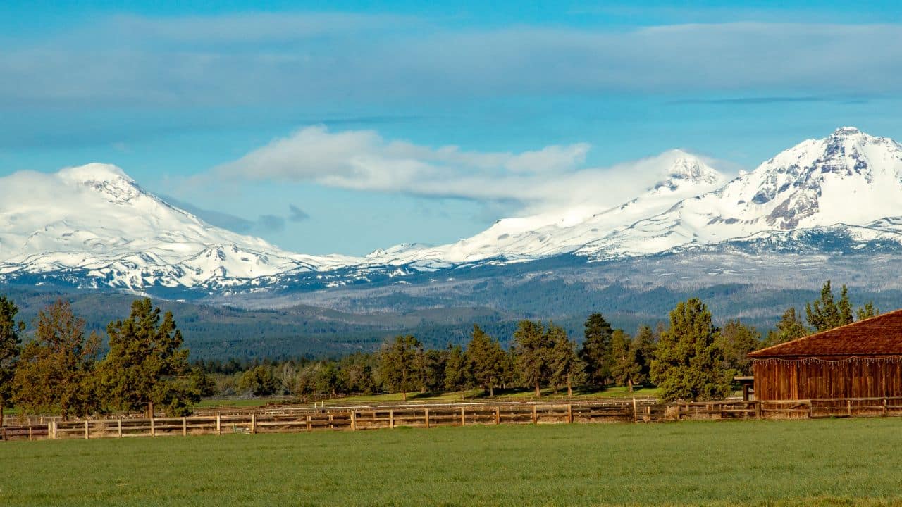 Three Sisters, Oregon