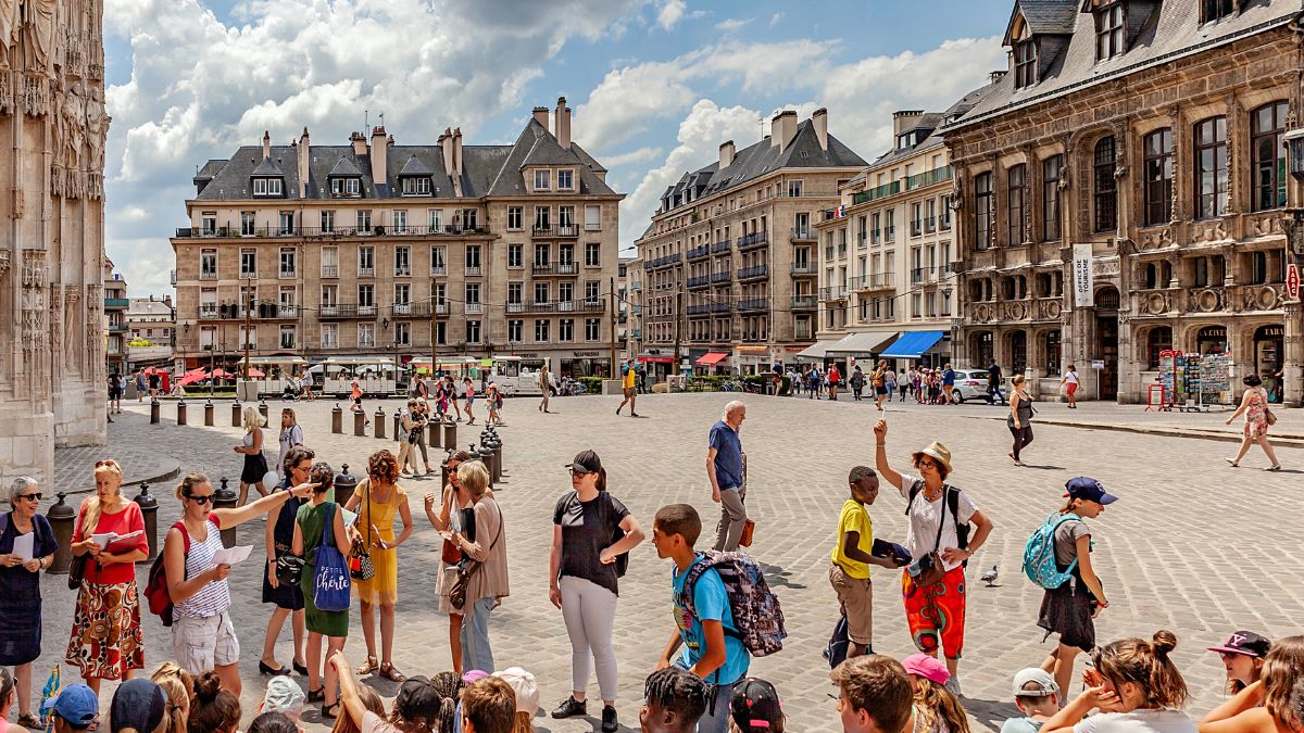 tourists in france