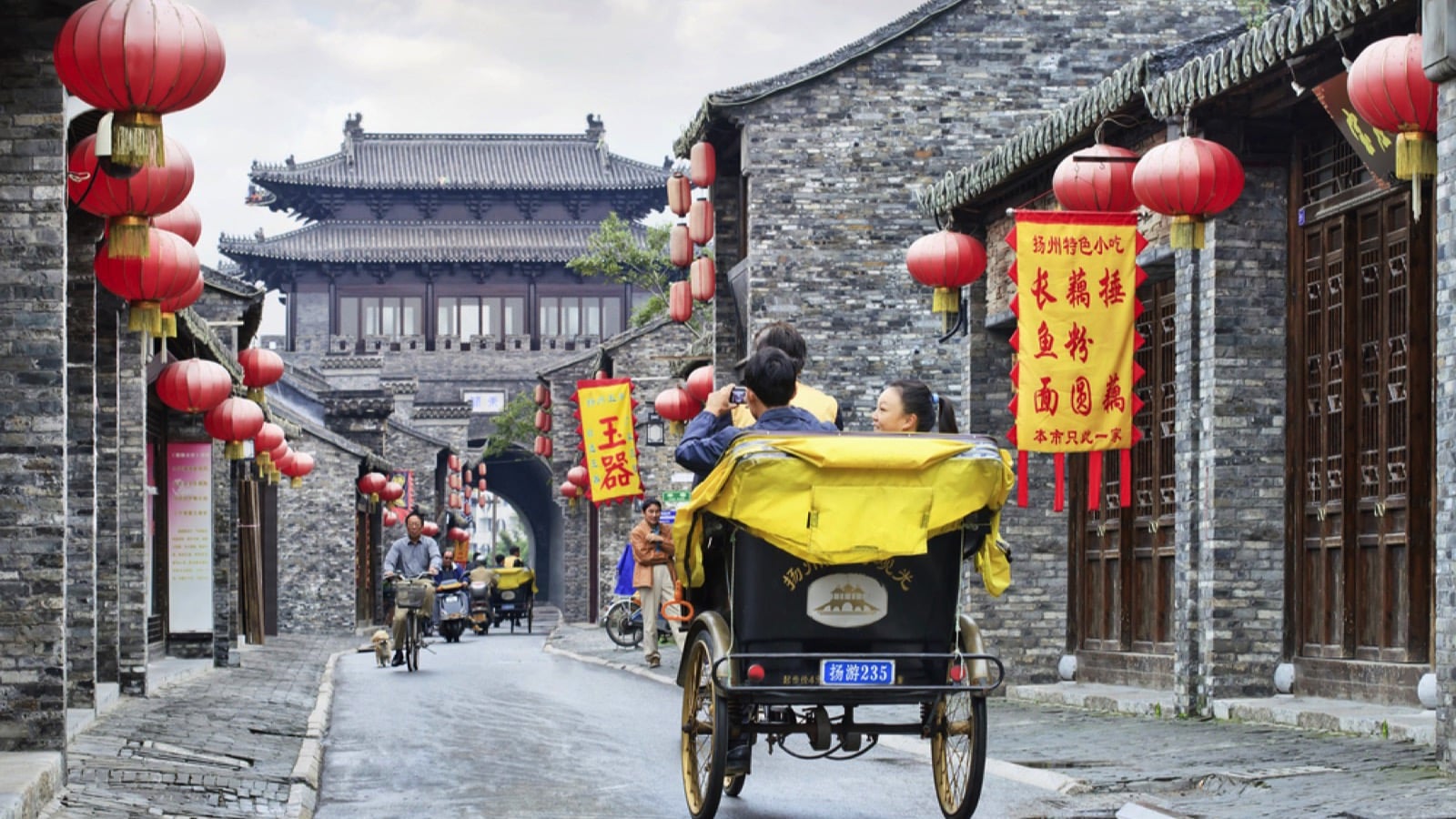 Rickshaw-in-China