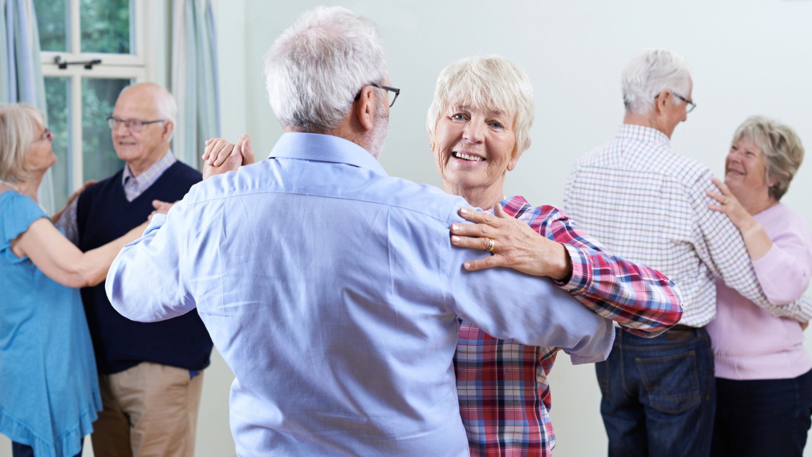 seniors dancing