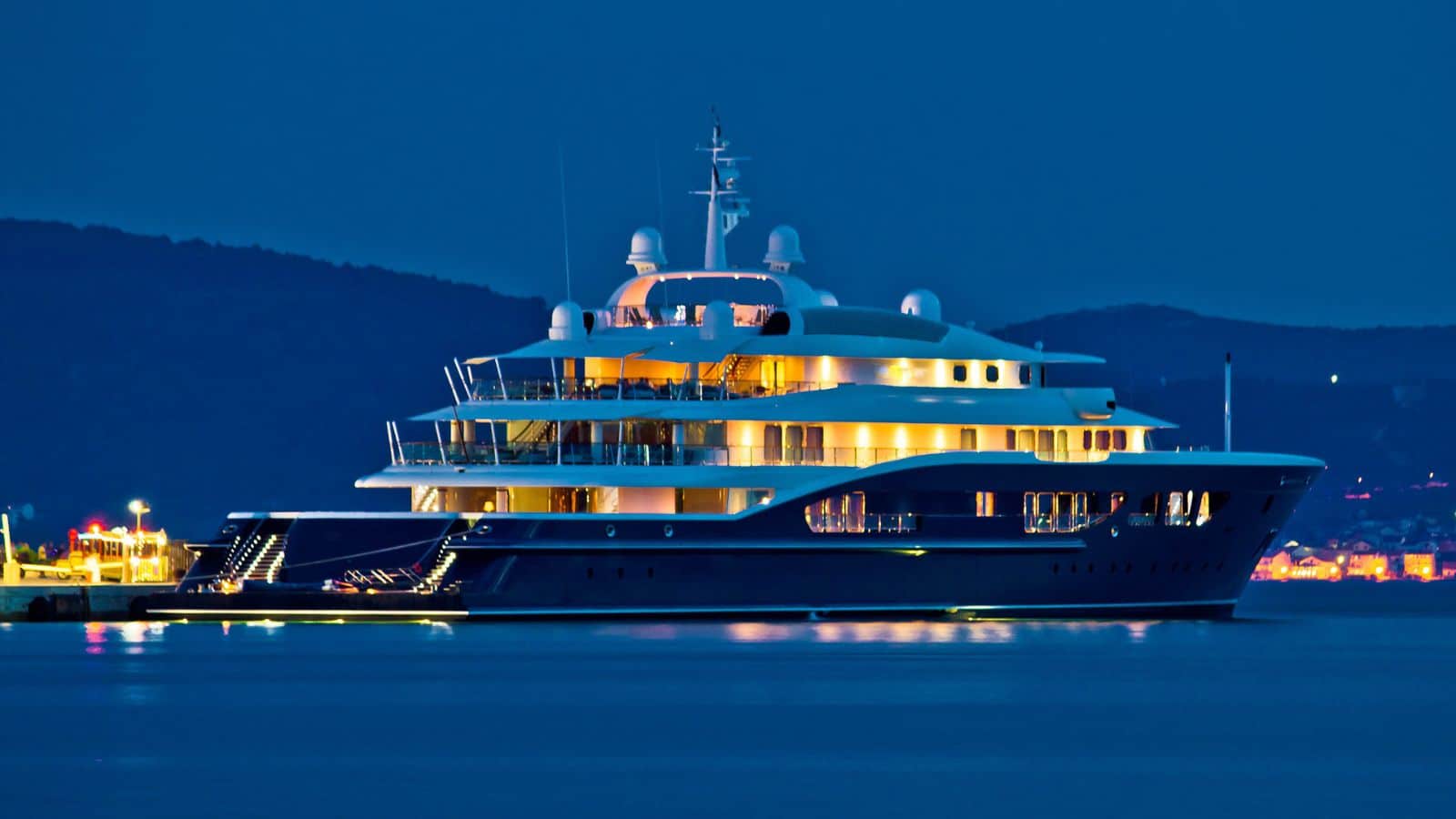 Luxury-yacht-blue-evening-view-on-mediterranean-coast